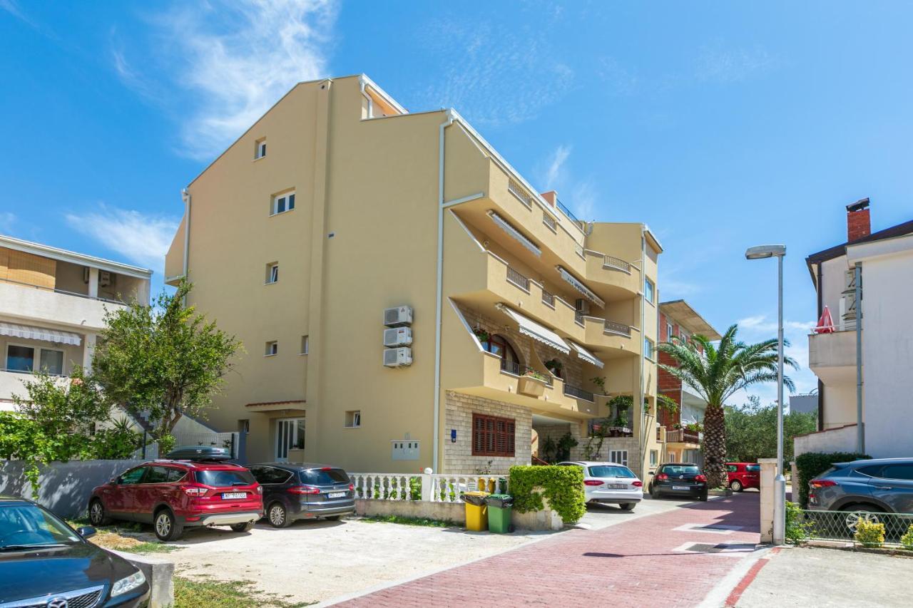 Luxury Apartments Luna Tučepi Exterior foto
